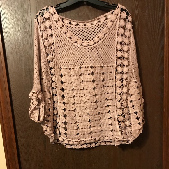 Mesh very light purple top - Picture 1 of 1